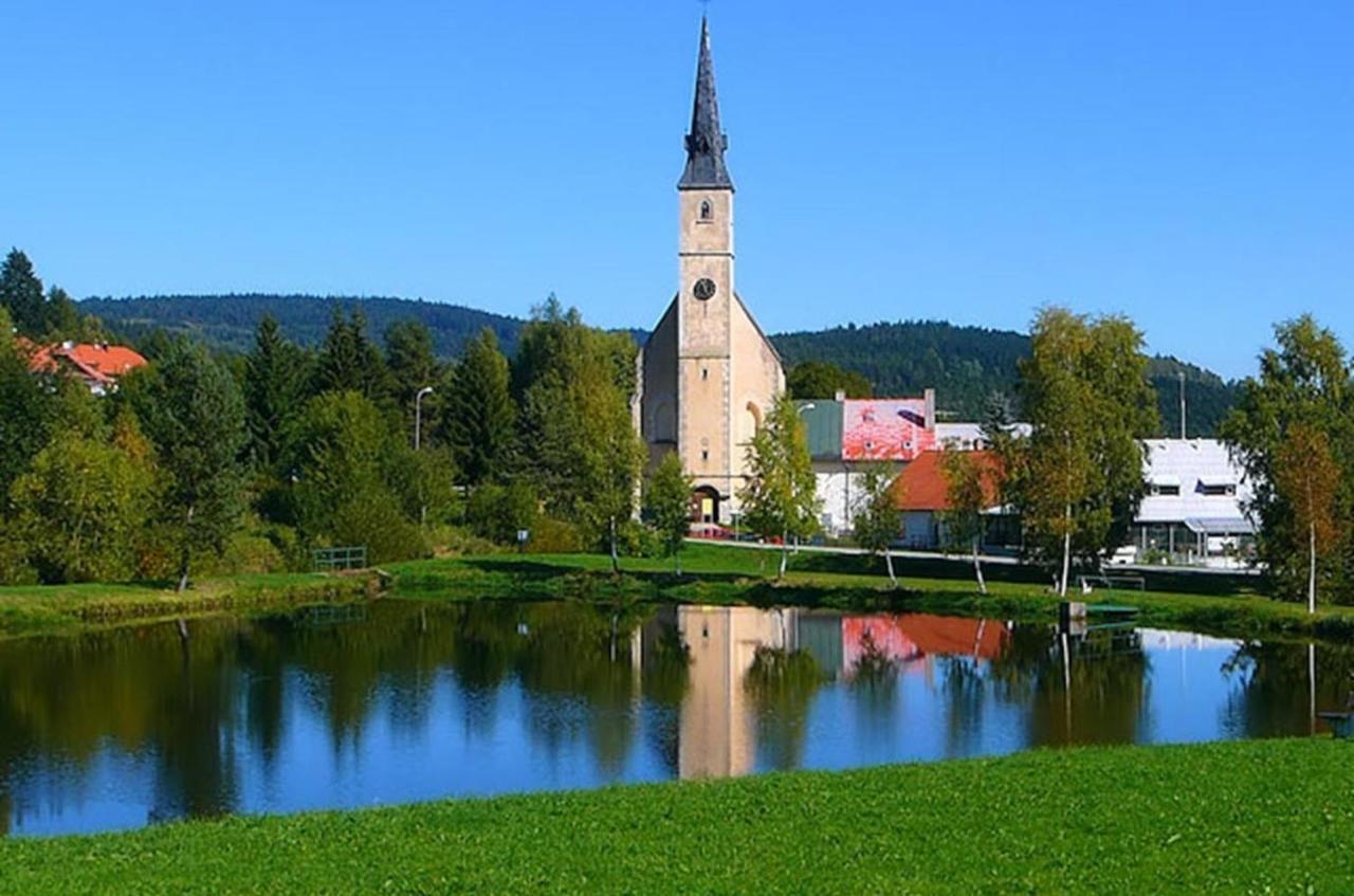 Hotel Barborka Přední Výtoň エクステリア 写真