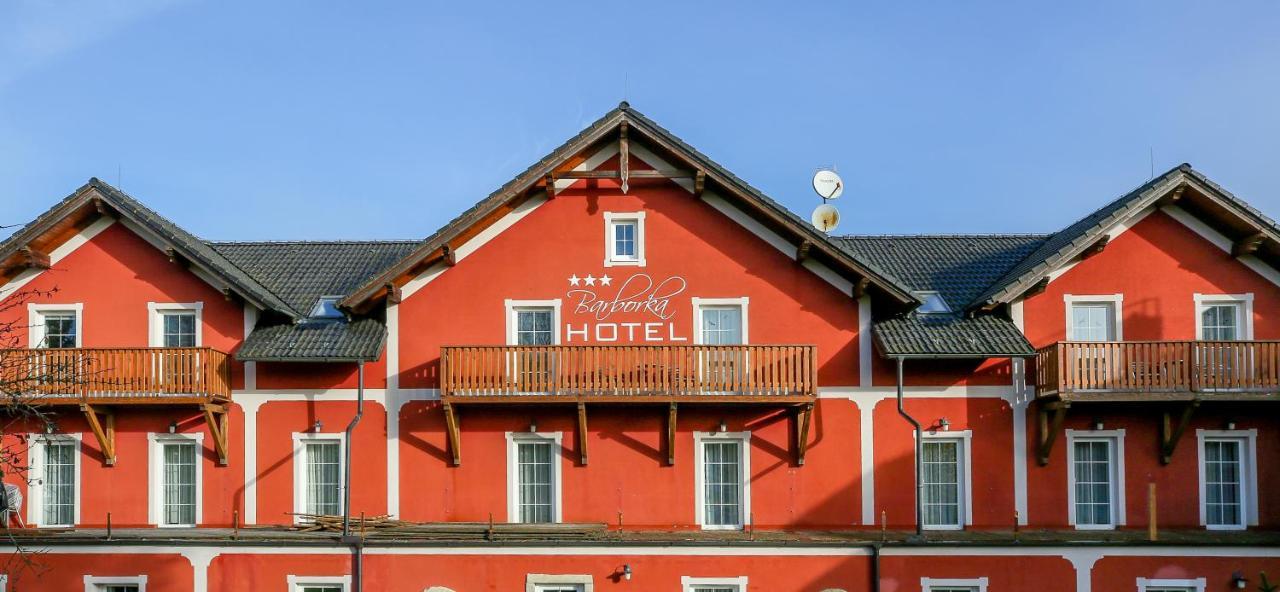 Hotel Barborka Přední Výtoň エクステリア 写真