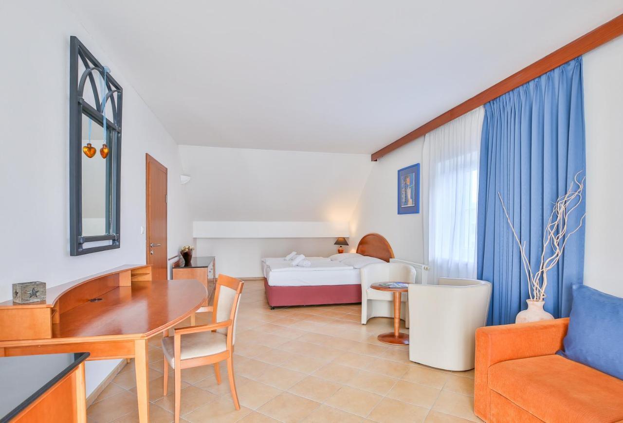 Hotel Barborka Přední Výtoň エクステリア 写真