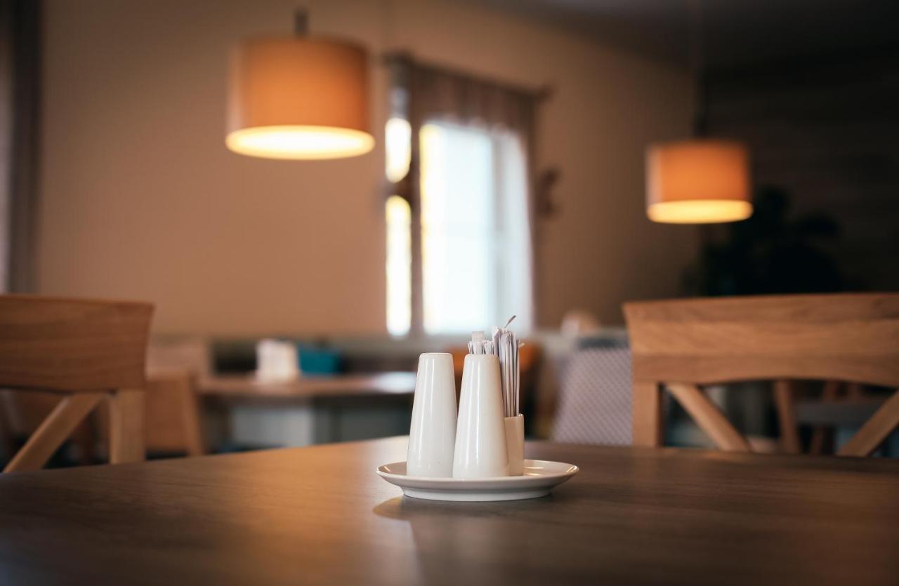 Hotel Barborka Přední Výtoň エクステリア 写真