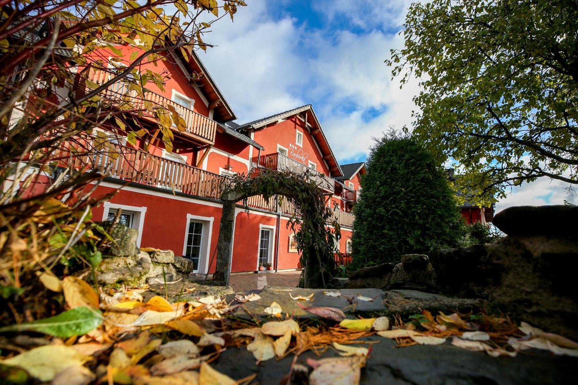 Hotel Barborka Přední Výtoň エクステリア 写真