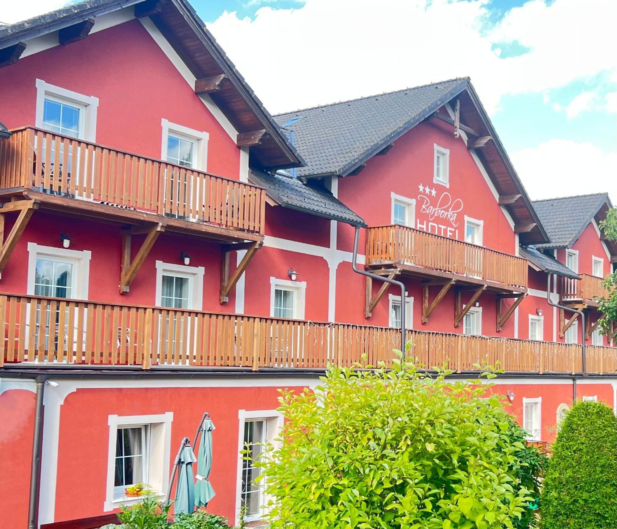 Hotel Barborka Přední Výtoň エクステリア 写真